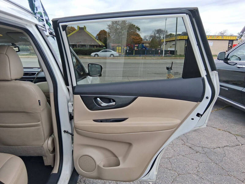 2016 Nissan Rogue SL