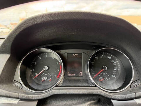 2017 Volkswagen Passat 1.8T R-Line