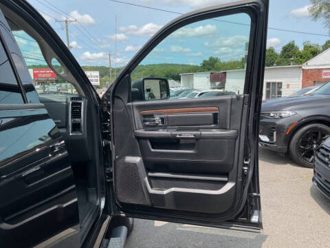 2015 RAM 1500 Laramie