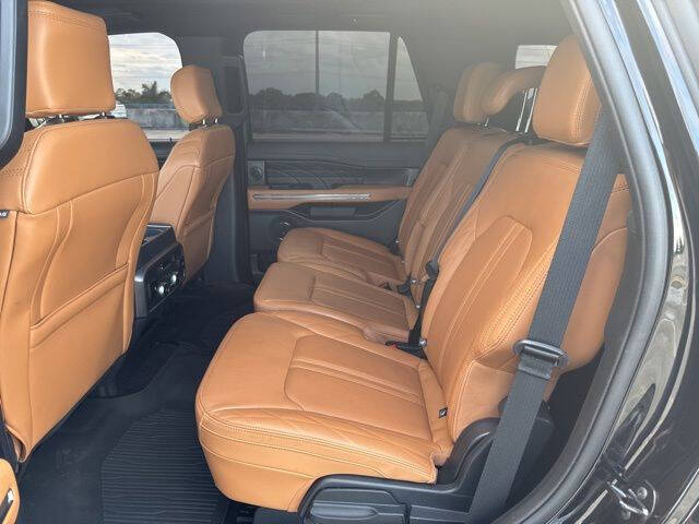 2022 Ford Expedition Platinum