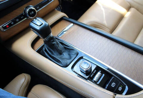 2016 Volvo XC90 T6 Inscription