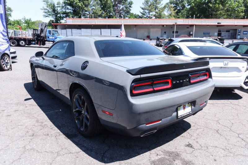 2019 Dodge Challenger SXT