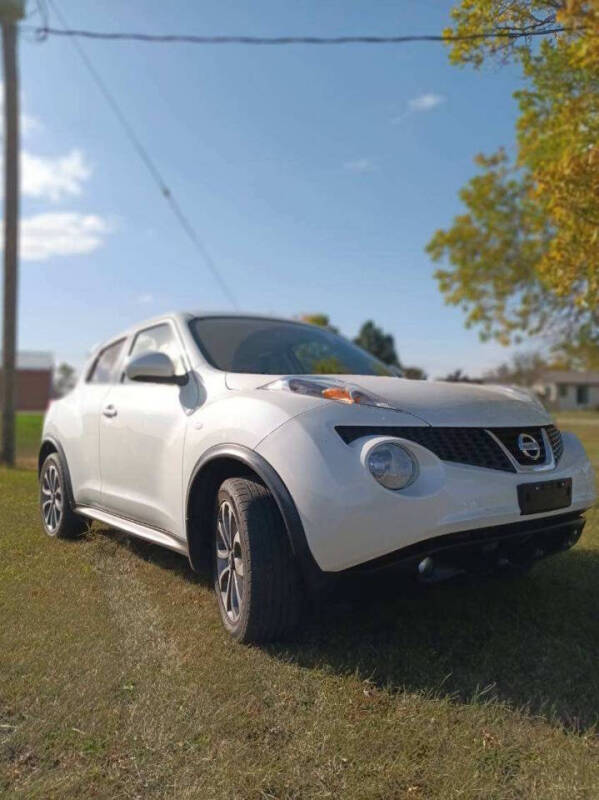 2014 Nissan JUKE for sale at Highway 13 One Stop Shop/R & B Motorsports in Jamestown ND