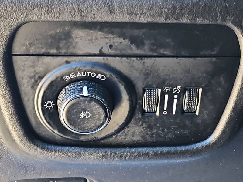 2023 Jeep Grand Cherokee Summit