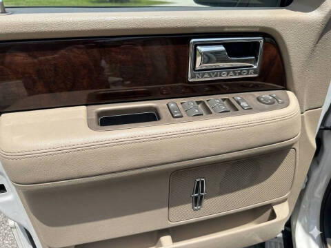 2014 Lincoln Navigator