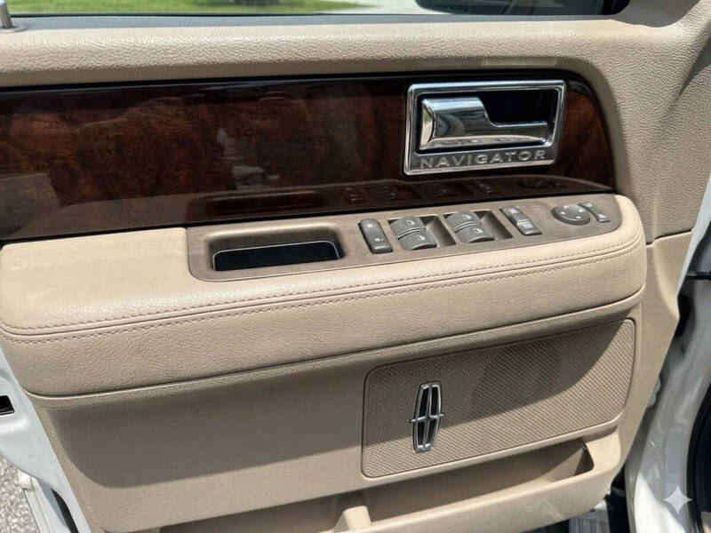 2014 Lincoln Navigator