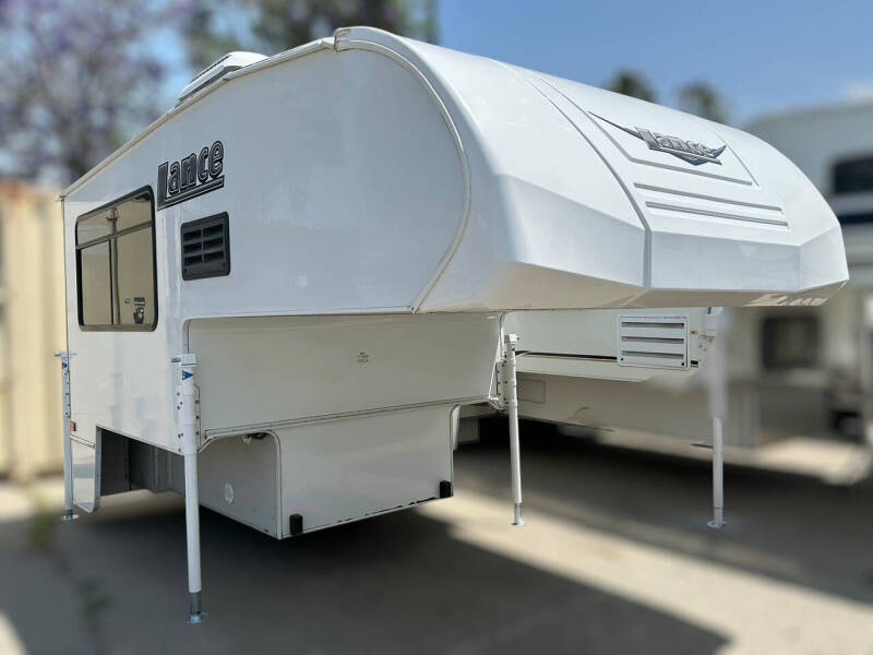 2017 Lance Camper 650