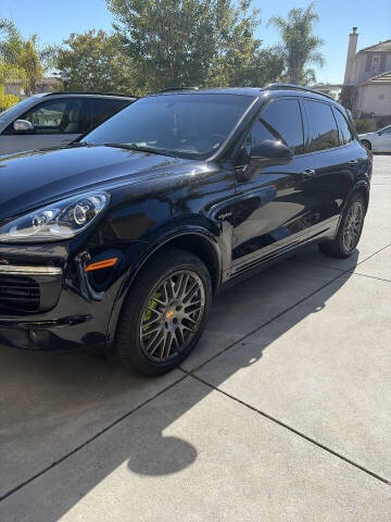 2017 Porsche Cayenne S E-Hybrid