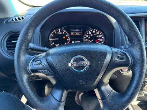 2013 Nissan Pathfinder S