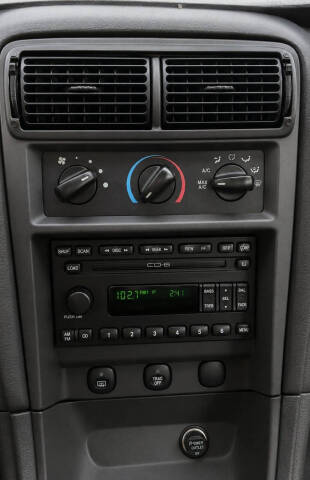2001 Ford Mustang