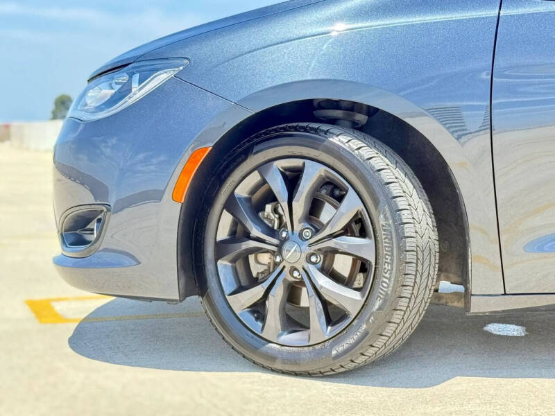 2019 Chrysler Pacifica Touring Plus