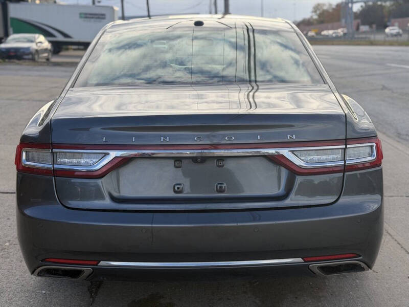 2017 Lincoln Continental Select