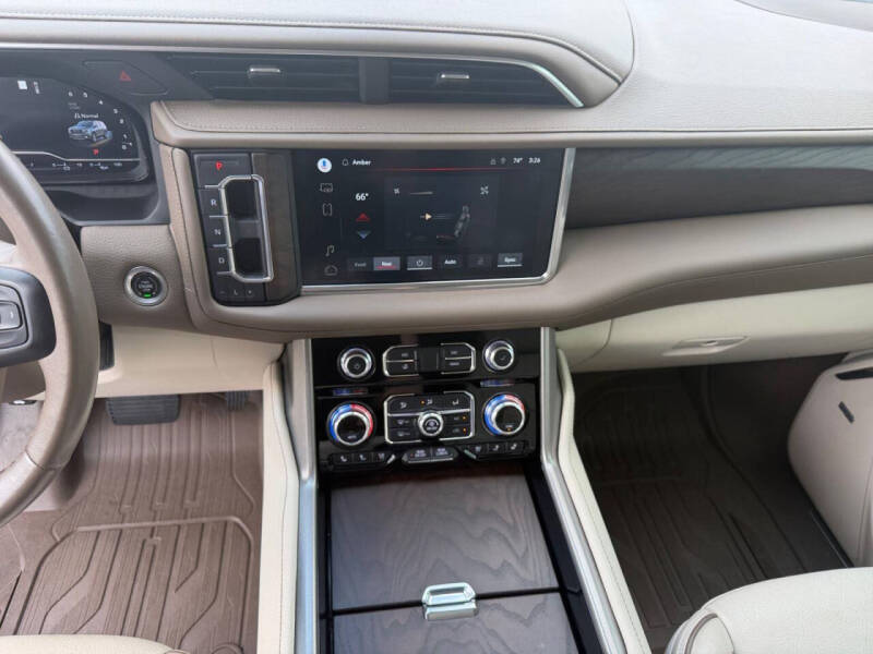 2022 GMC Yukon XL Denali