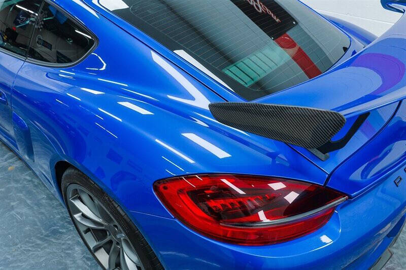 2016 Porsche Cayman GT4