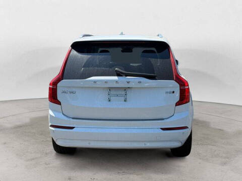 2023 Volvo XC90 B5 Core
