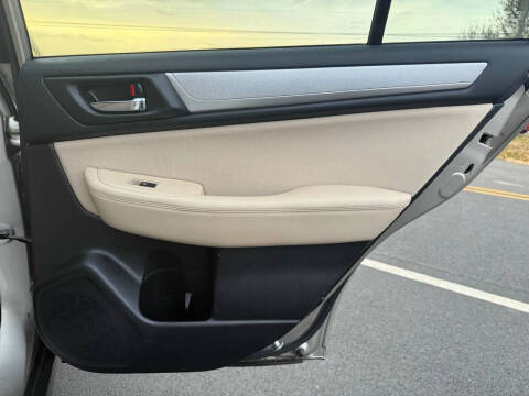 2017 Subaru Outback 2.5i Premium