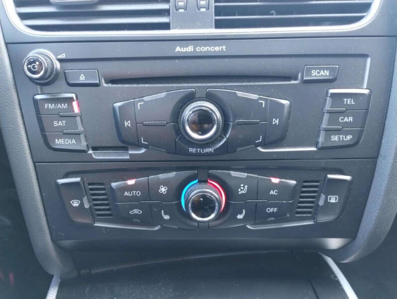 2010 Audi A4 2.0T quattro Premium