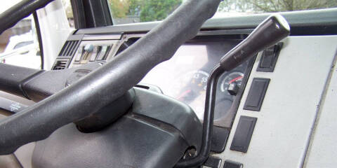 2002 Freightliner FL70