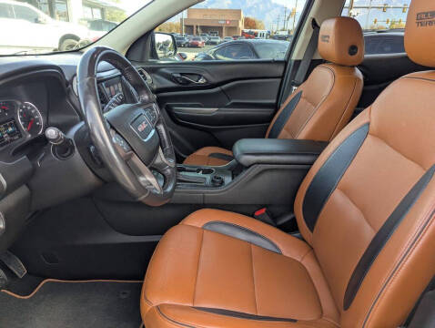 2017 GMC Acadia SLT-1