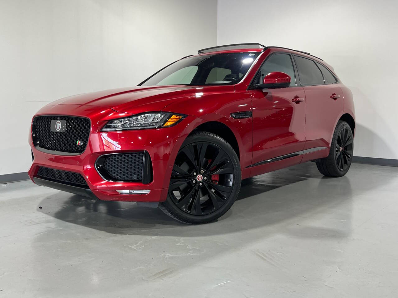 2019 Jaguar FPACE For Sale In Dearborn, MI