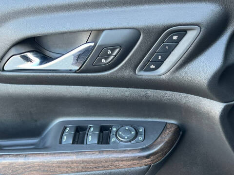 2020 GMC Acadia Denali