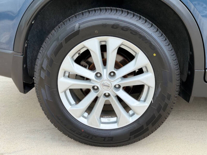 2015 Nissan Rogue SV