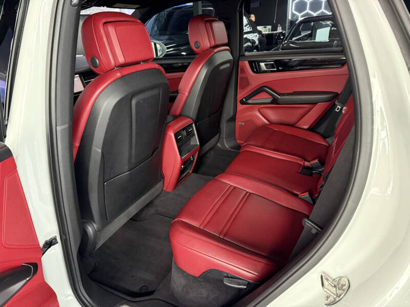 2021 Porsche Cayenne