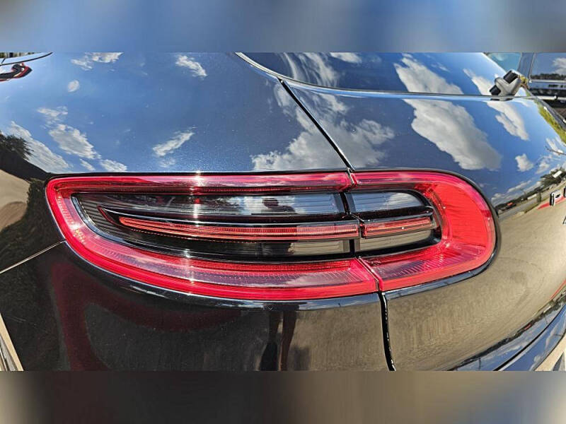 2016 Porsche Macan Turbo