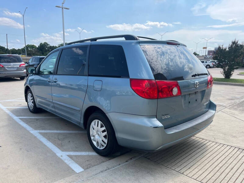 2007 Toyota Sienna CE 7-Passenger