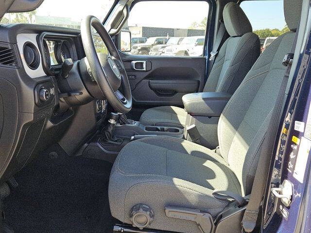 2025 Jeep Gladiator NightHawk