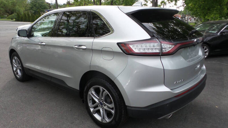 2017 Ford Edge Titanium