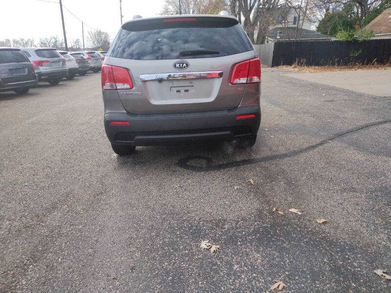 2012 Kia Sorento EX photo 16