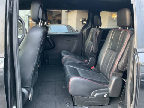 2016 Dodge Grand Caravan R/T