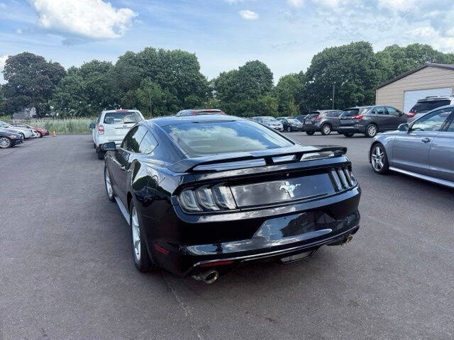 2015 Ford Mustang V6