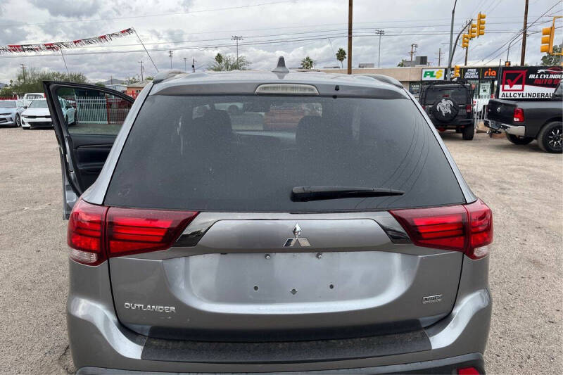 2020 Mitsubishi Outlander