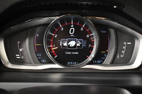 2015 Volvo V60 Cross Country T5