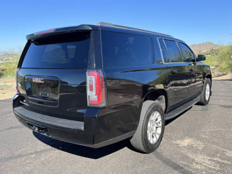 2017 GMC Yukon XL SLT