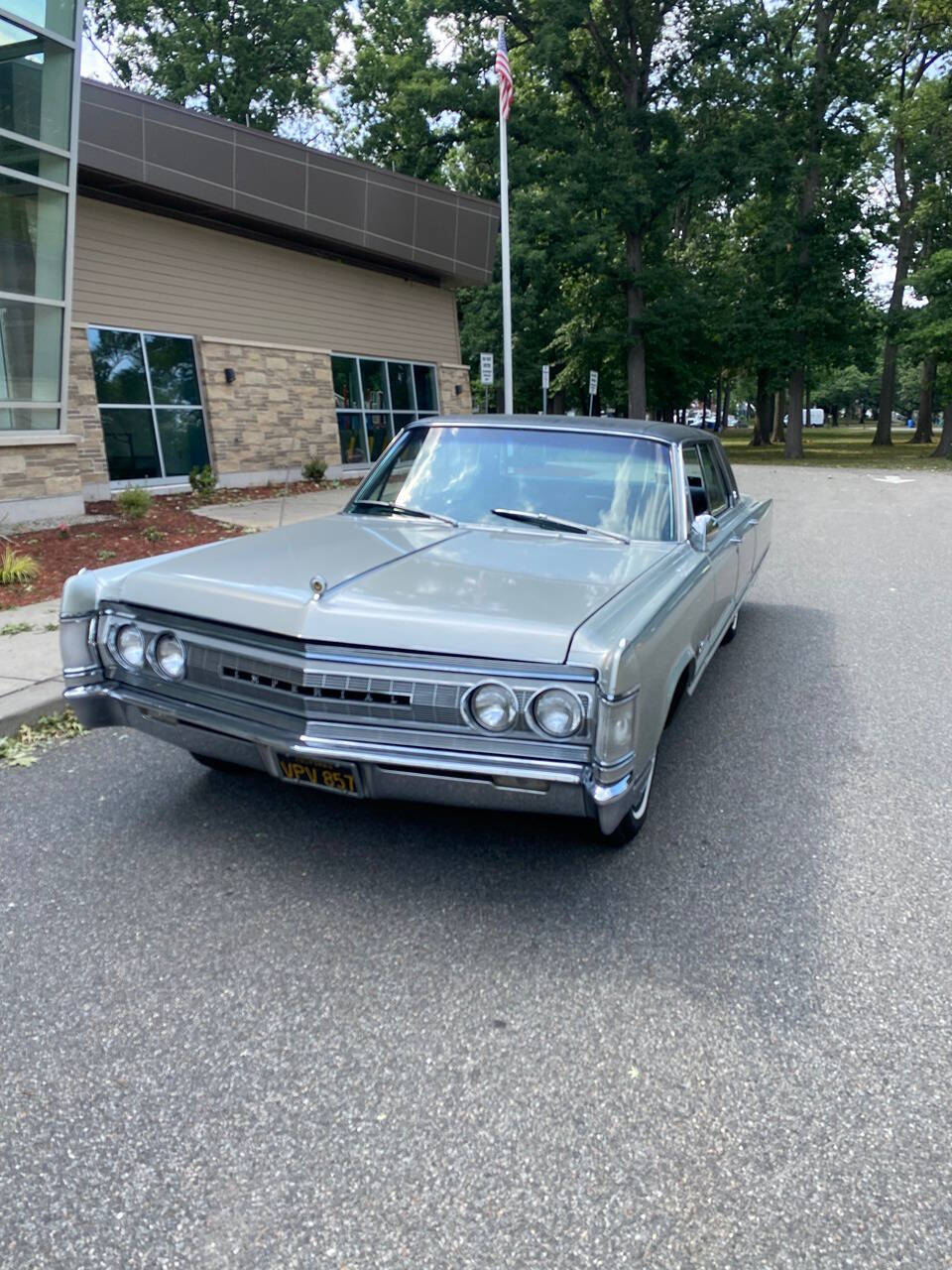 1967 Chrysler Imperial for sale at Vintage Motors USA in Roselle, NJ