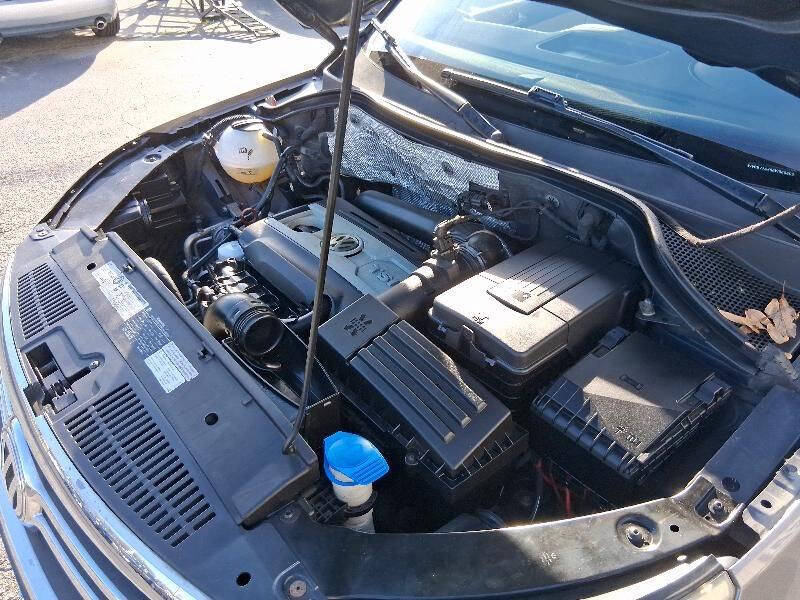 2011 Volkswagen Tiguan S 4Motion