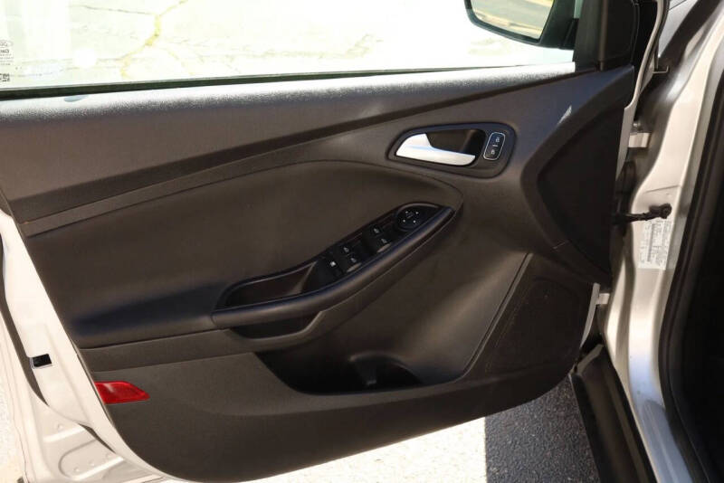 2017 Ford Focus SE