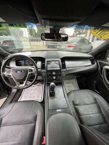 2015 Ford Taurus SEL