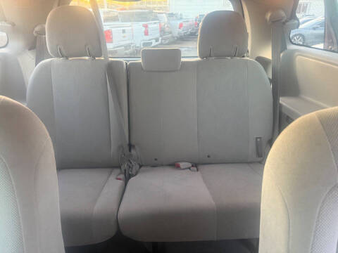 2011 Toyota Sienna Base 7-Passenger