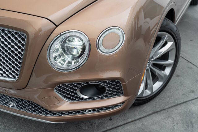 2017 Bentley Bentayga 61