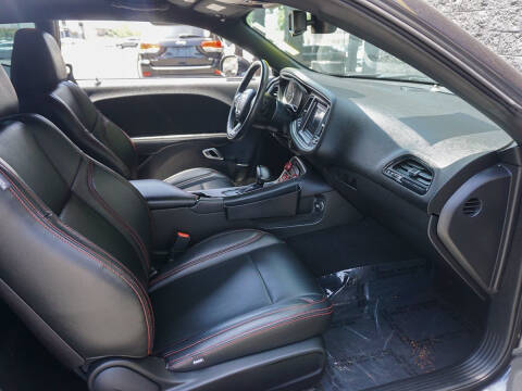 2019 Dodge Challenger SXT