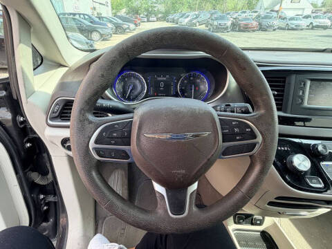 2017 Chrysler Pacifica Touring