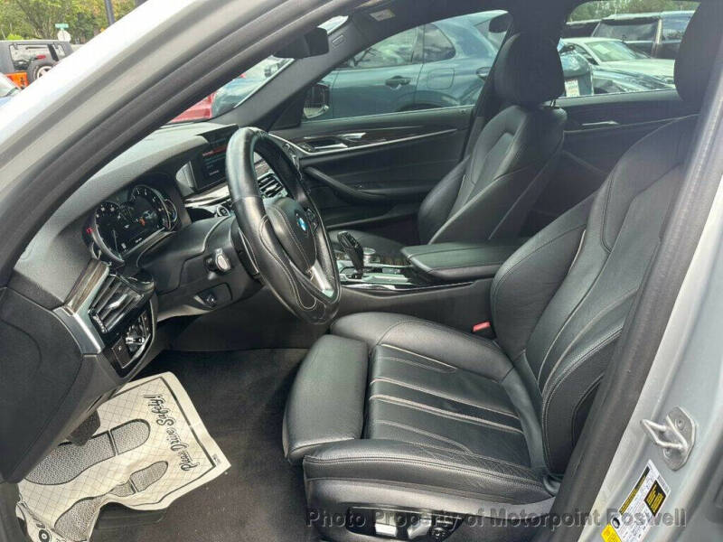 2018 BMW 5 Series 530i