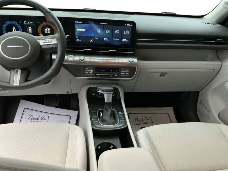 2024 Hyundai Kona SEL