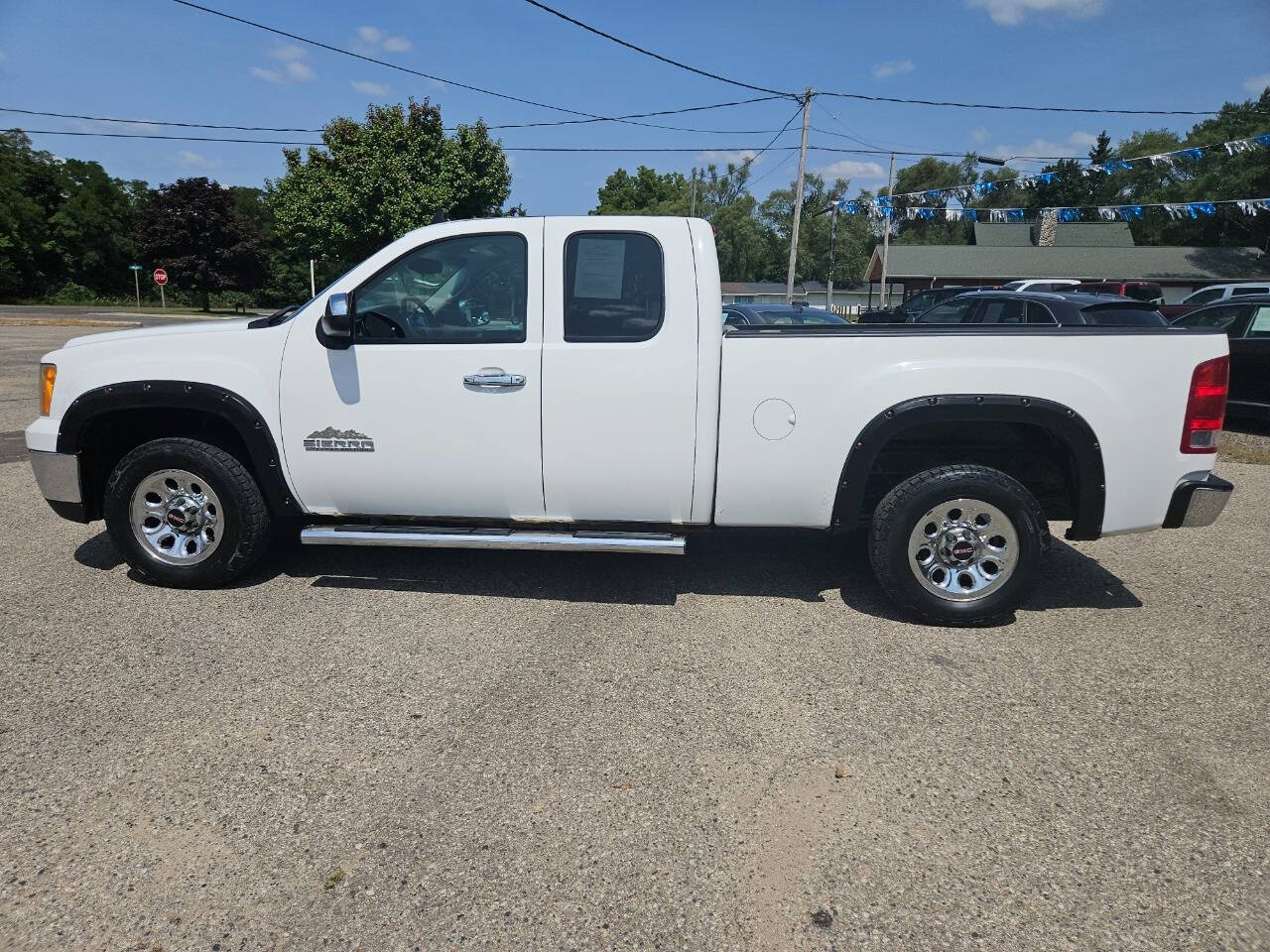 2013 GMC Sierra 1500 for sale at DANGO AUTO SALES in HOWARD CITY, MI