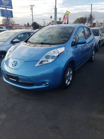 2011 Nissan LEAF for sale at Thomas Auto Sales in Manteca CA