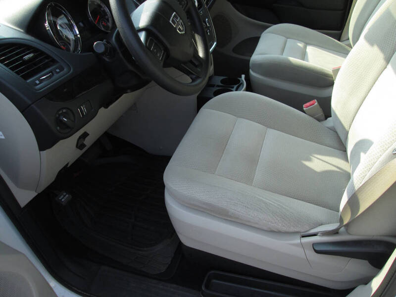 2017 Dodge Grand Caravan SE